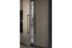 Greep CASEY BIG BA736 L768 aluminium zwart textuur / gepolijst titanium zwart